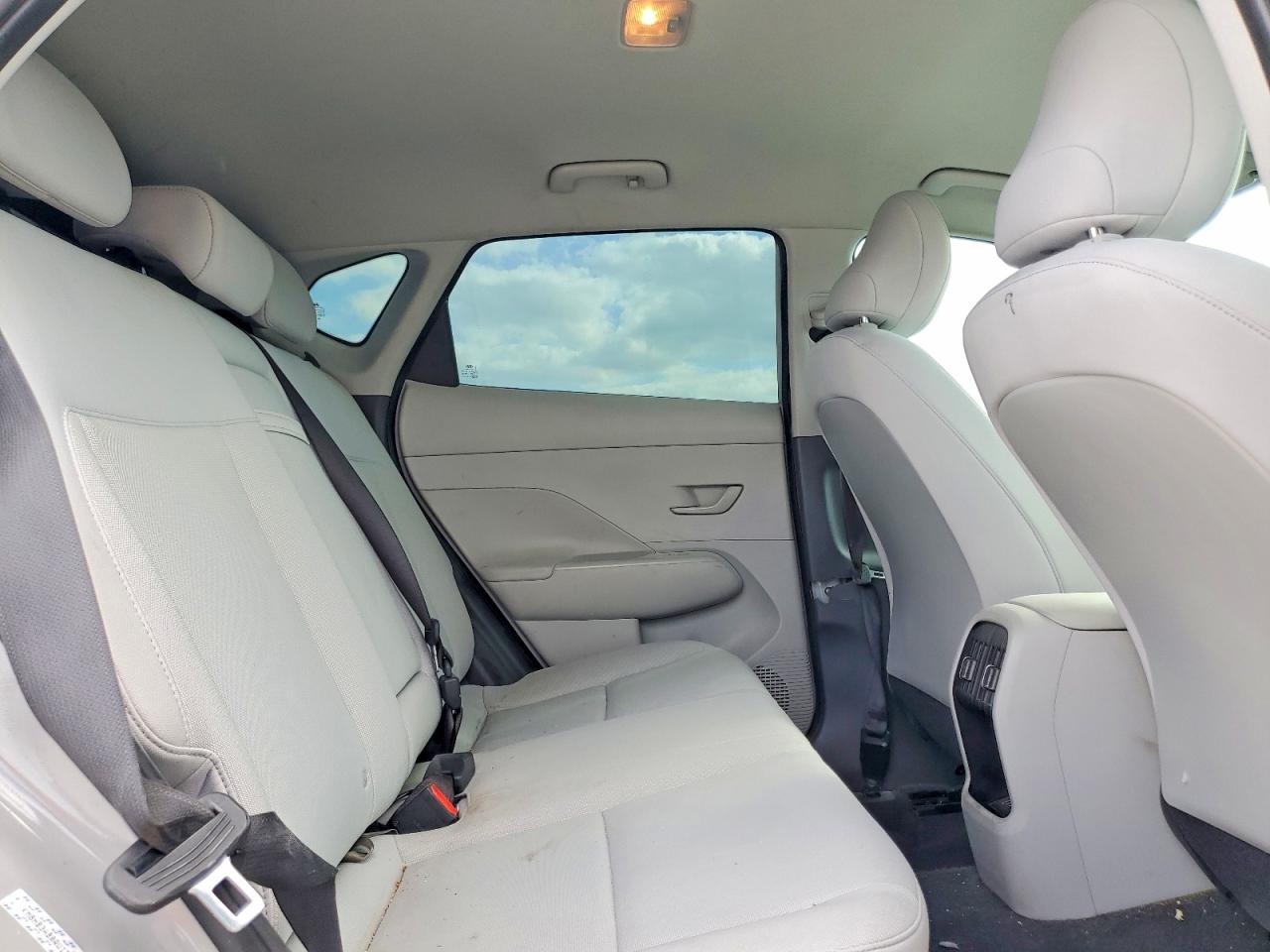 Hyundai KONA Sel