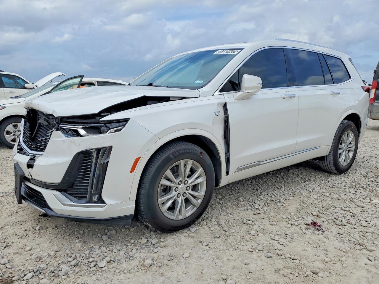Salvage Cadillac XT6 Image