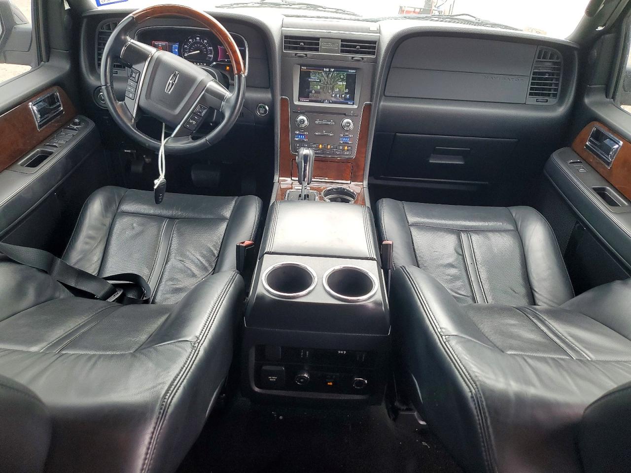 Lincoln Navigator L