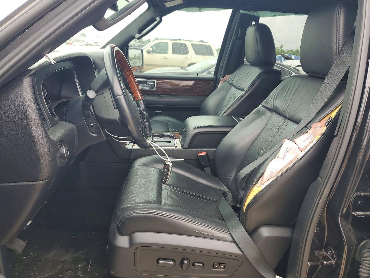 Lincoln Navigator L