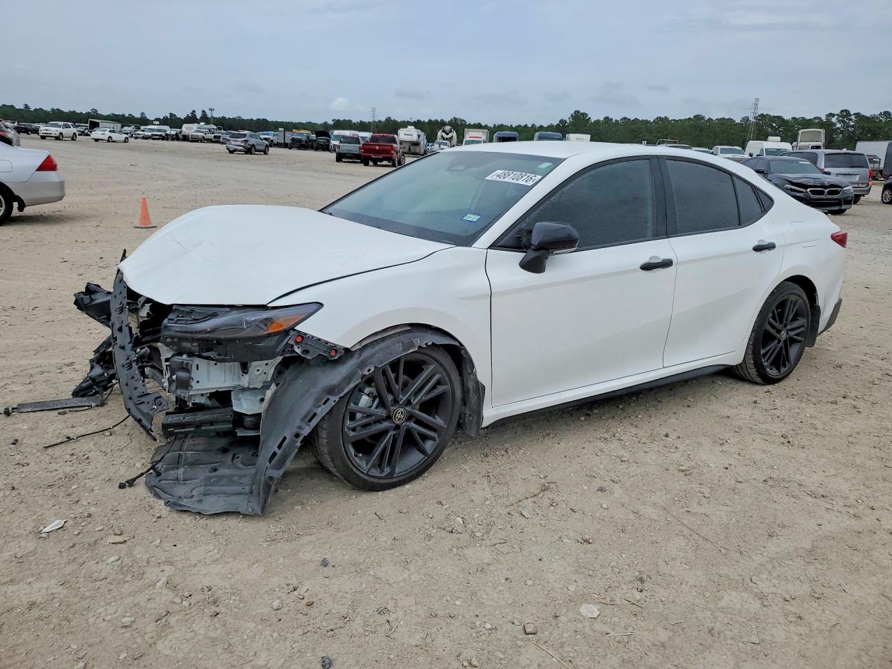 Salvage Toyota Camry Image