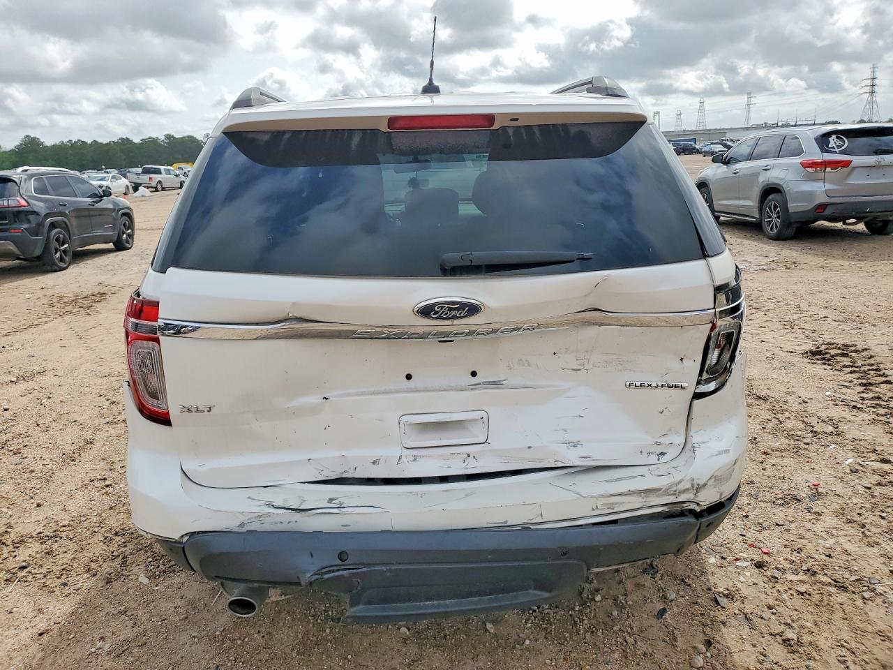 Ford Explorer Xlt