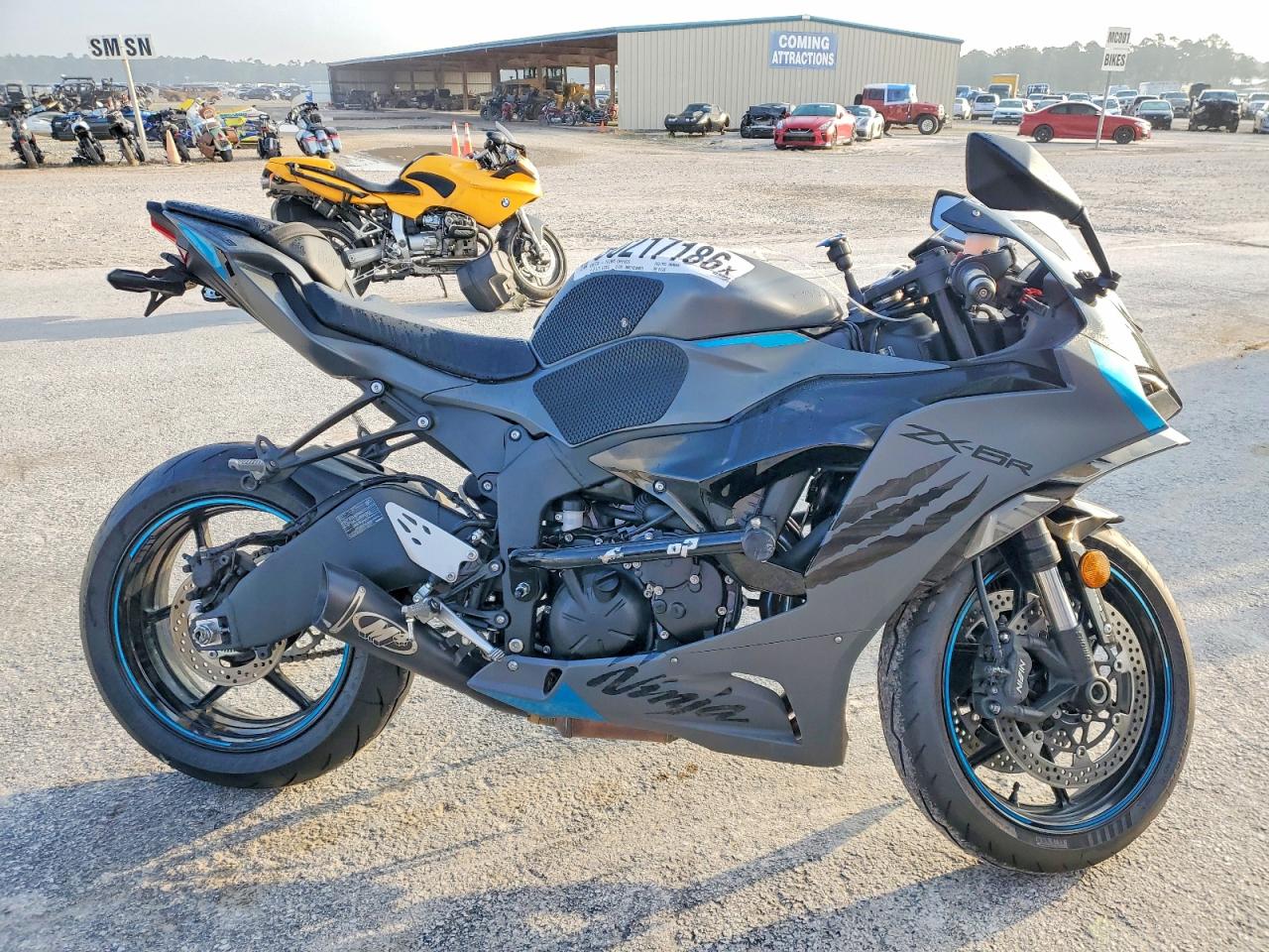 Salvage Kawasaki Ninja 600 Image