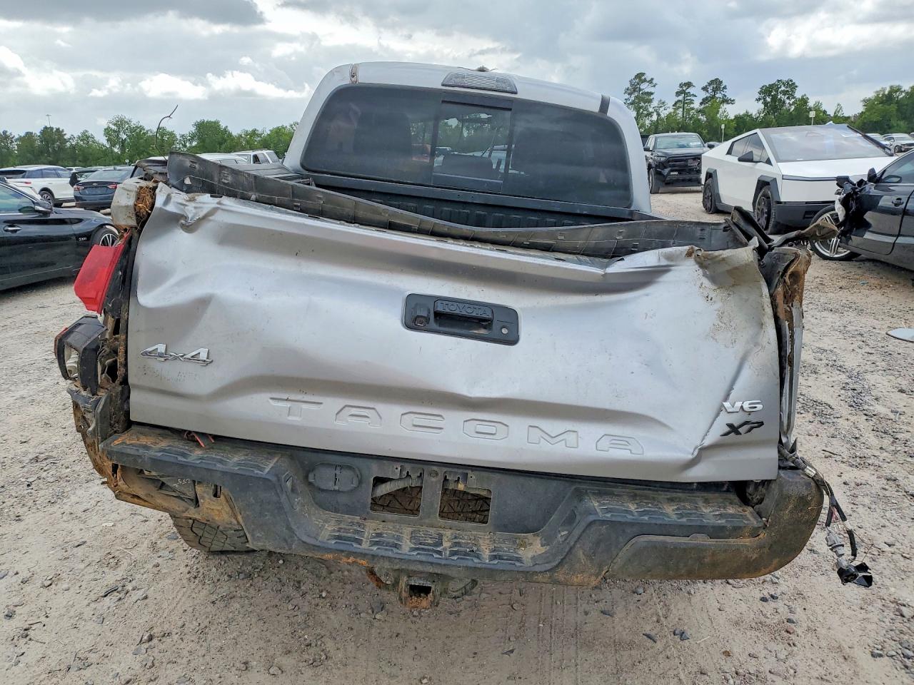 Toyota Tacoma Sr5 V6