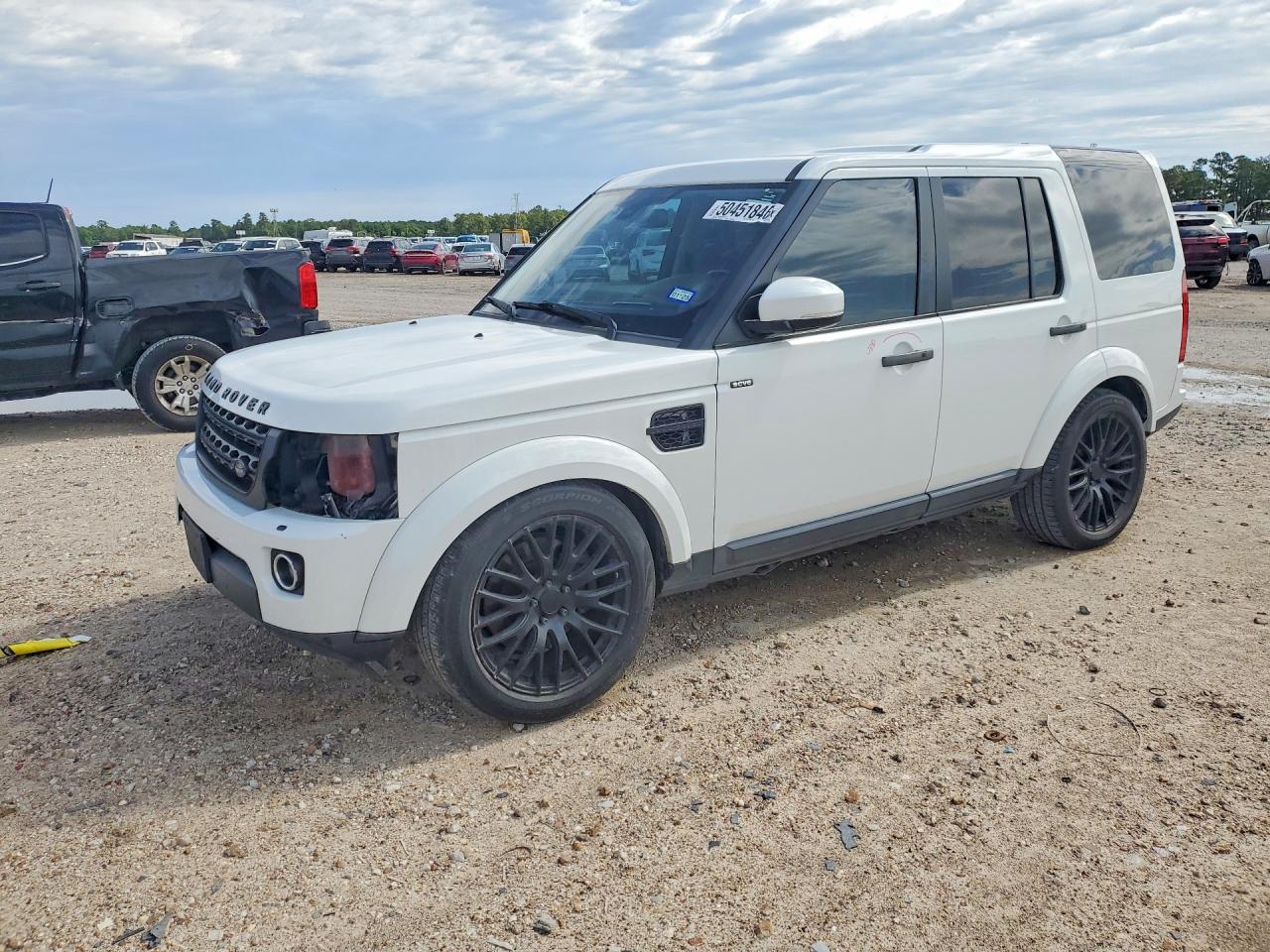 Salvage Land Rover LR4 Image