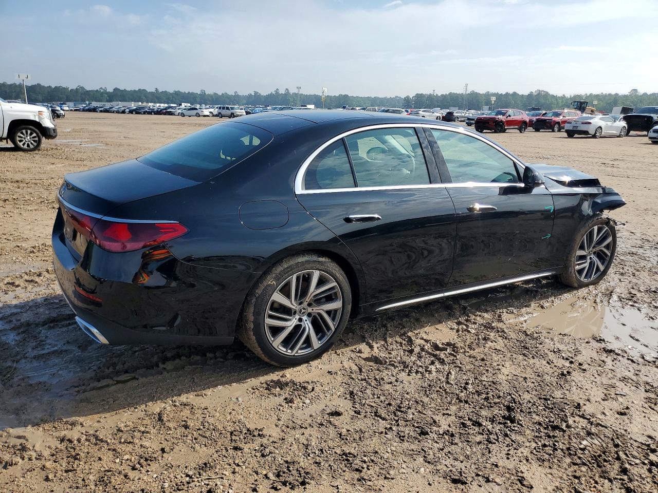 Mercedes-Benz E-Class 350
