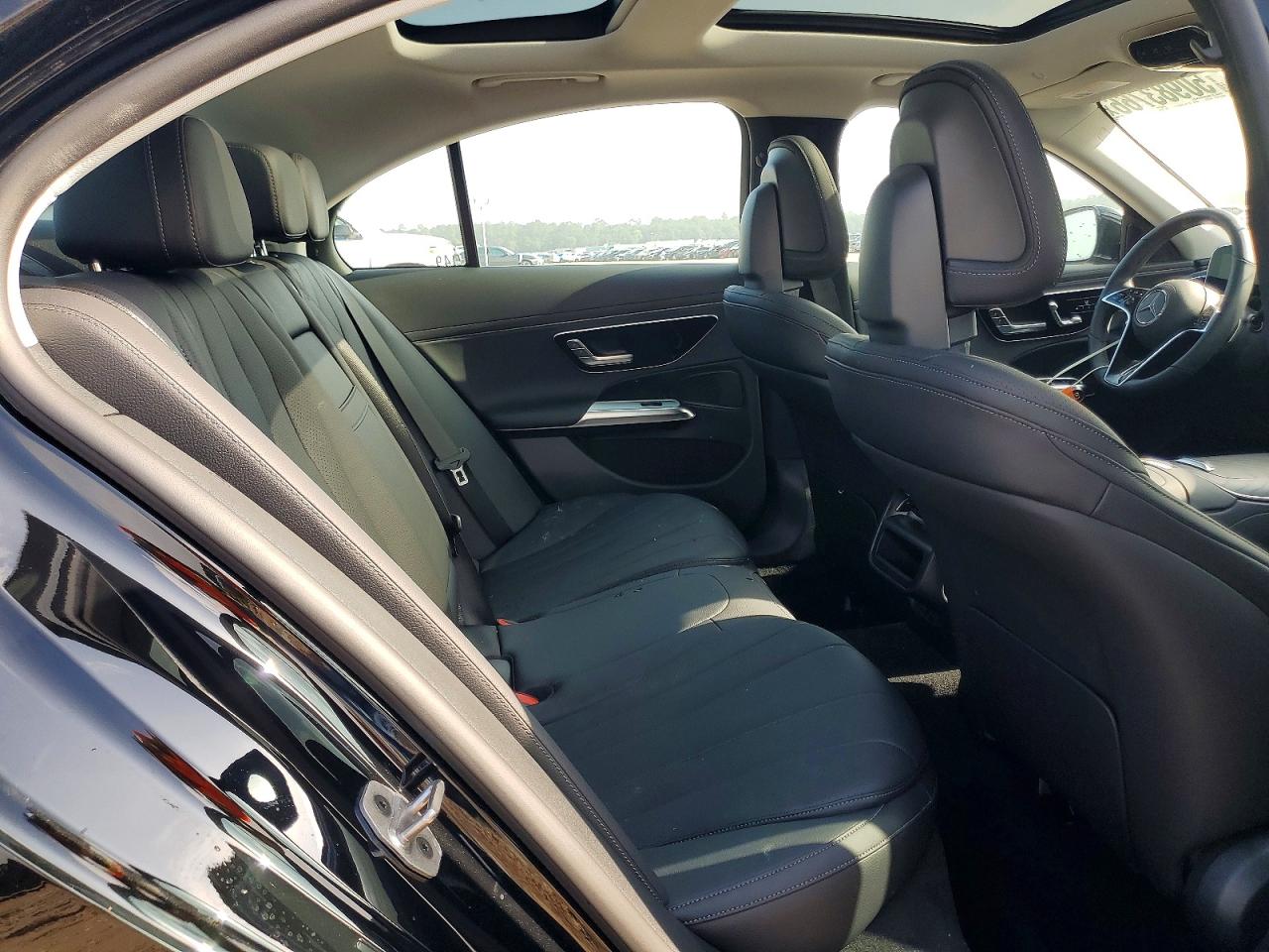 Mercedes-Benz E-Class 350