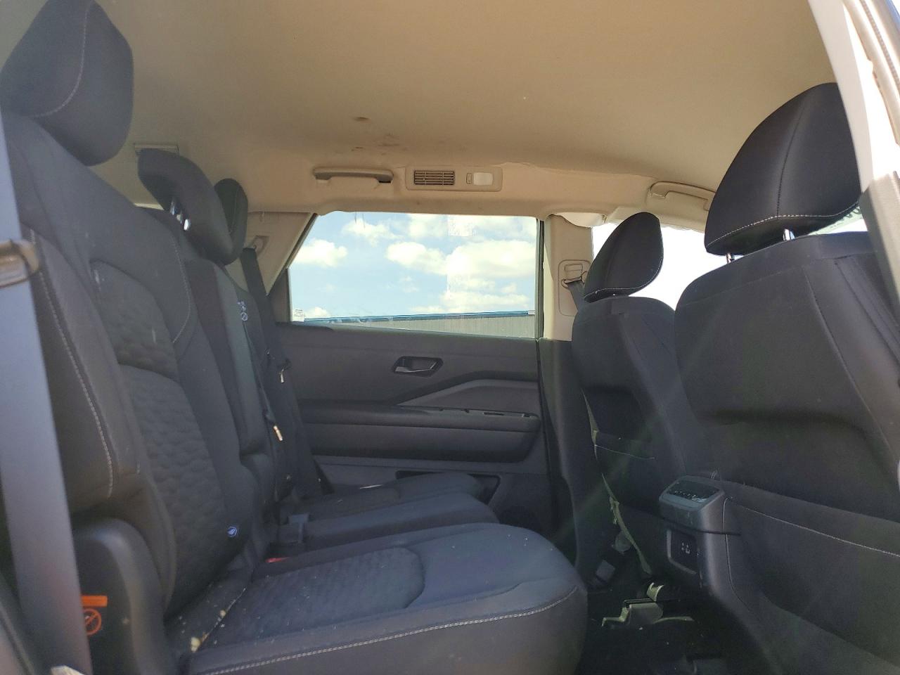Nissan Pathfinder Sv