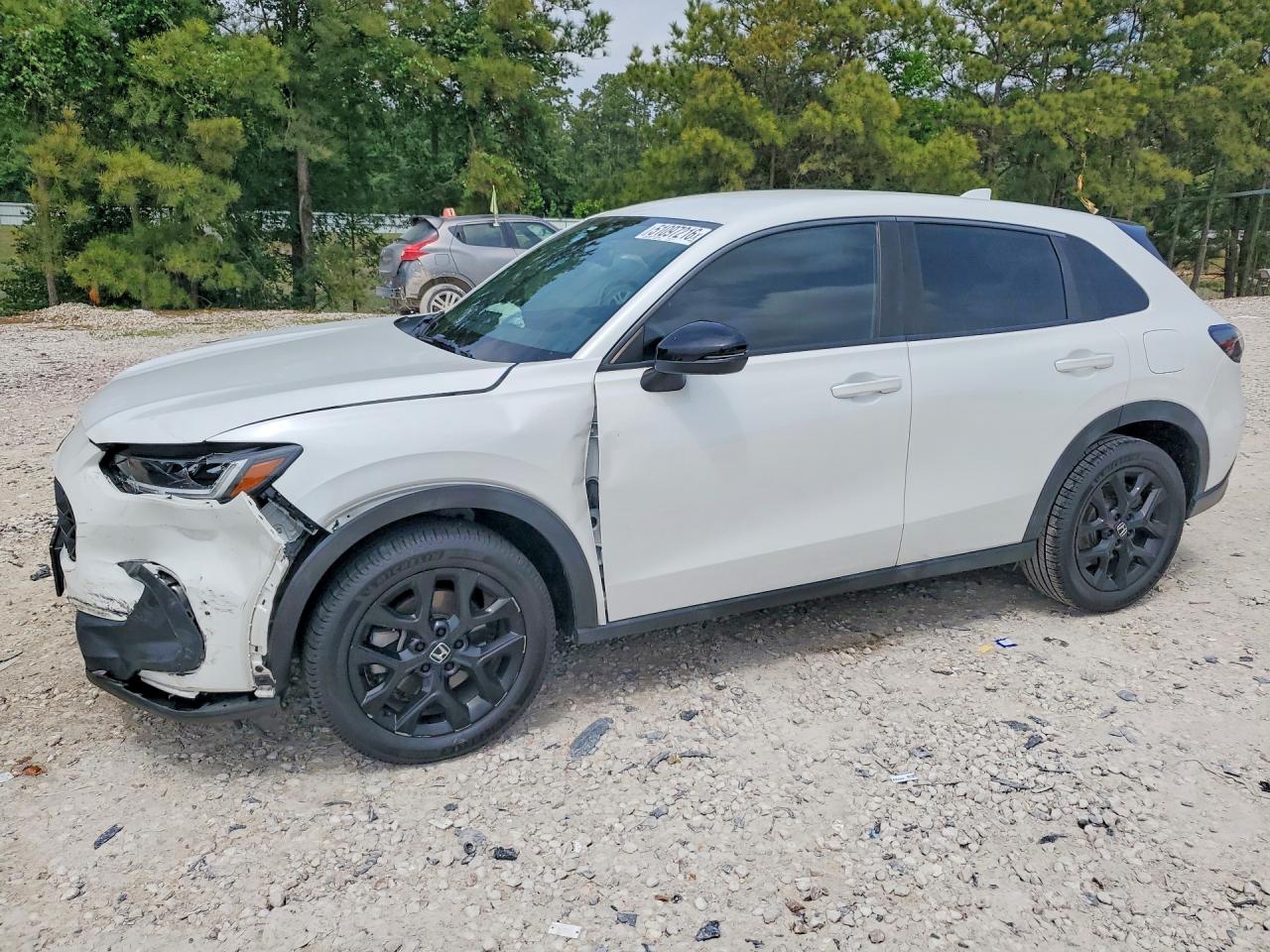 Salvage Honda HR-V Image