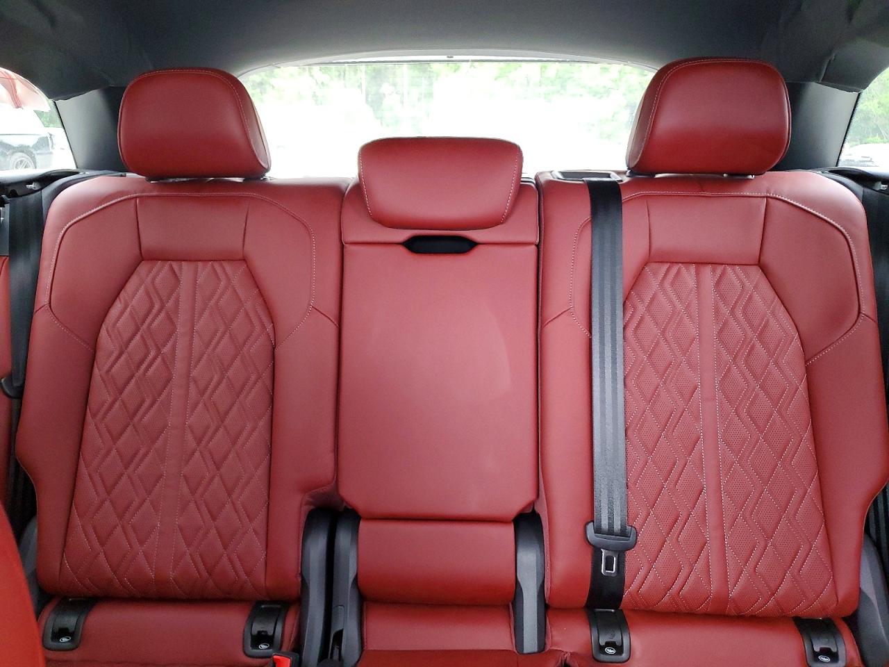 Audi Sq Premium Plus