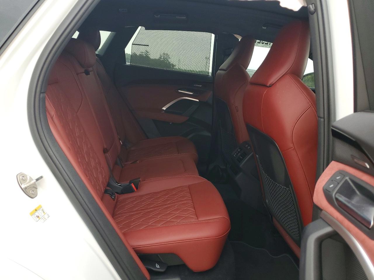 Audi Sq Premium Plus