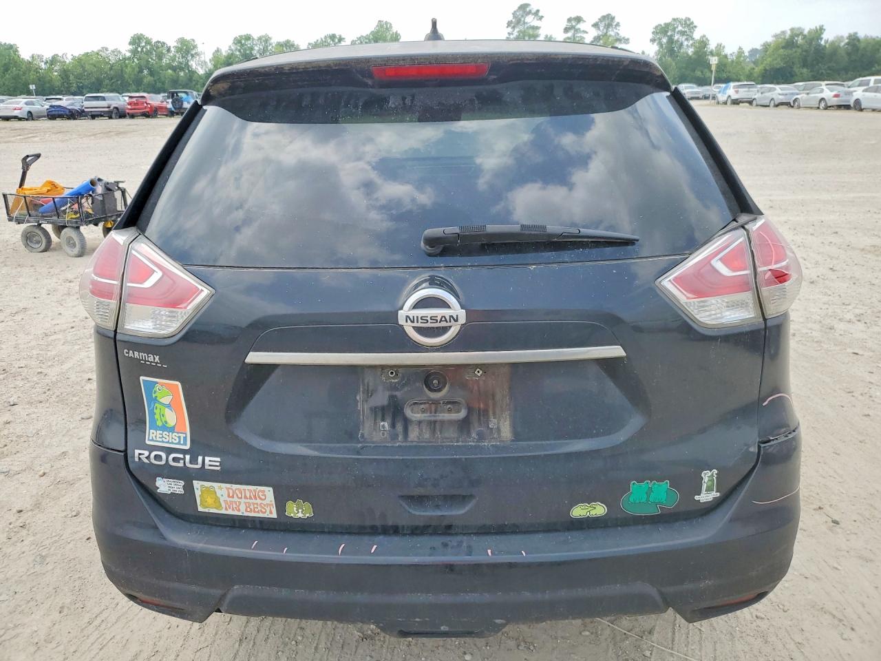 Nissan Rogue S