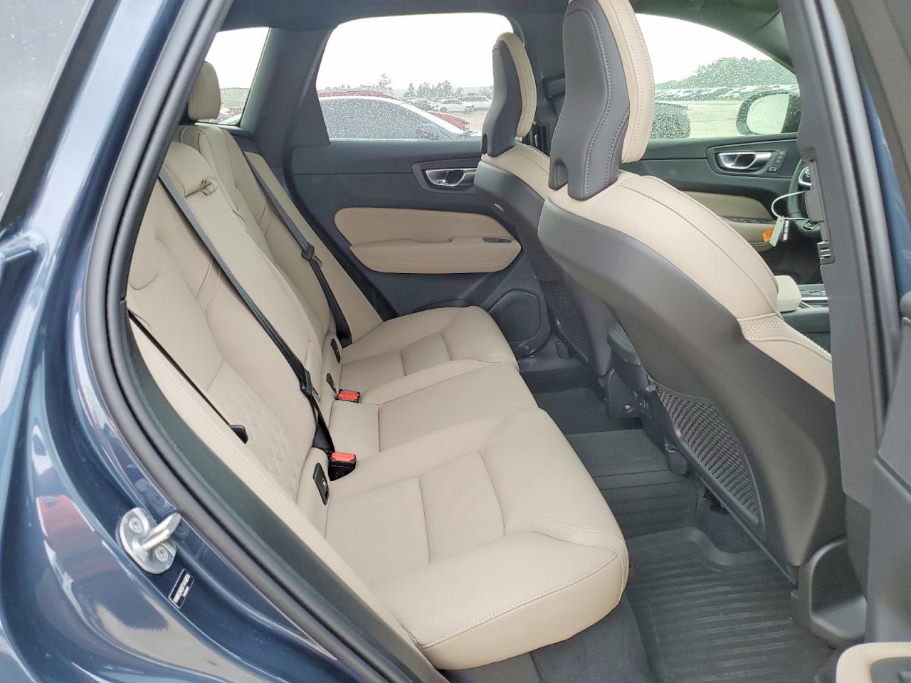 Volvo XC60 Plus