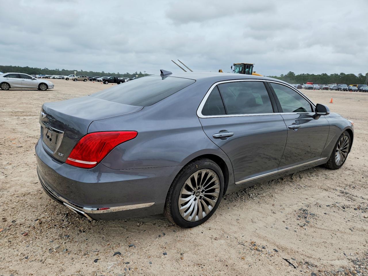 Genesis G90 Premium