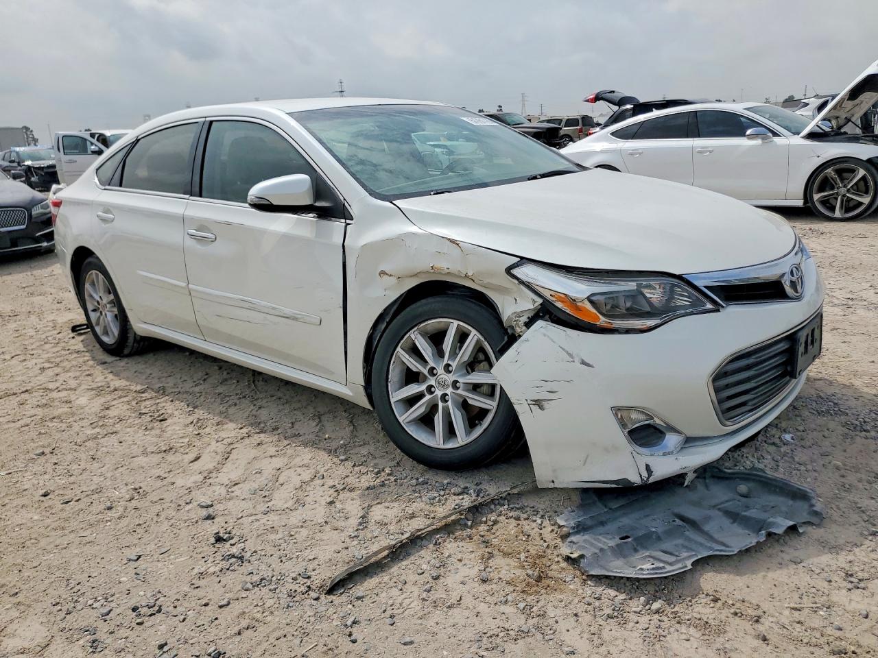 Toyota Avalon Xle