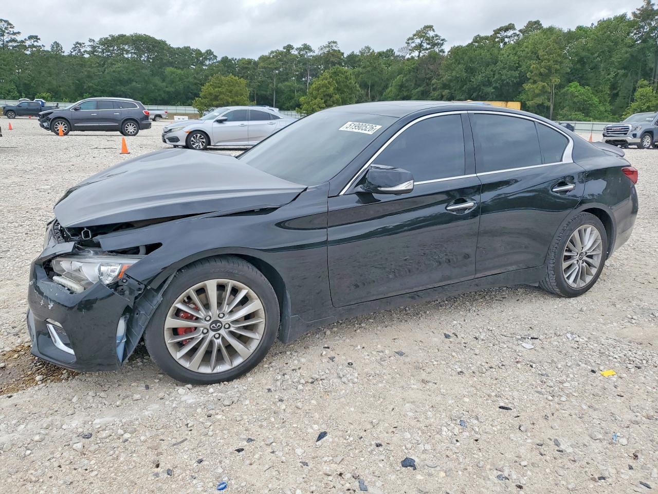 Salvage INFINITI Q50 Image