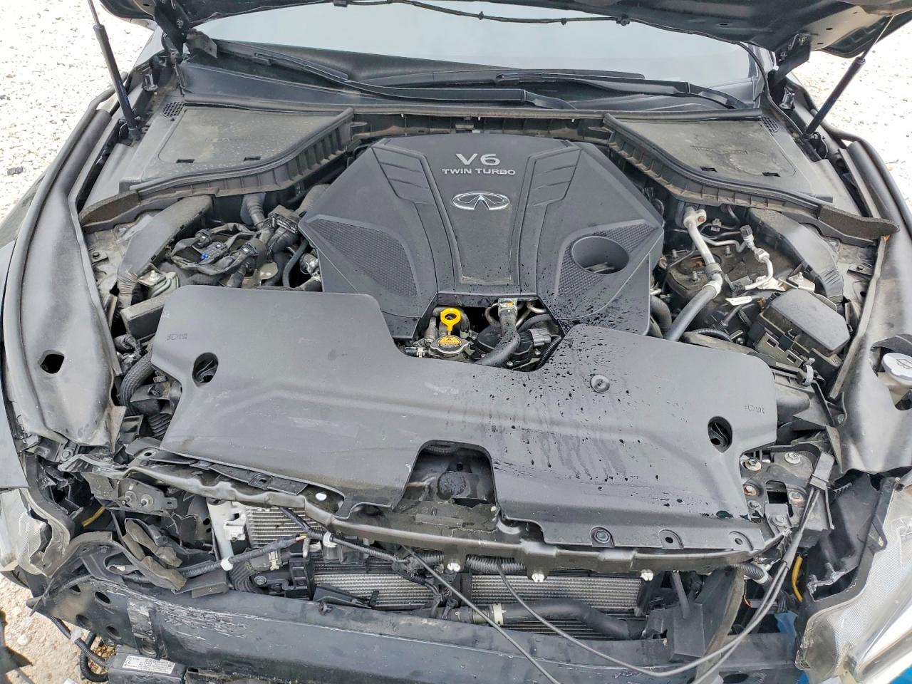 INFINITI Q50 Luxe