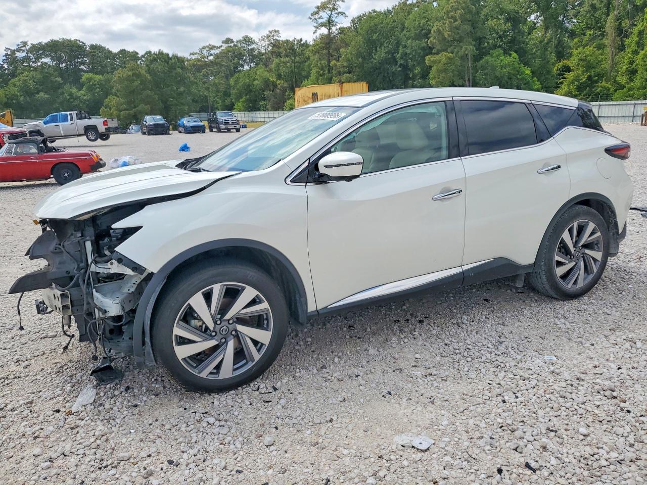 Salvage Nissan Murano Image