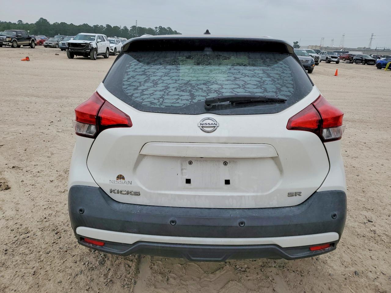 Nissan Kicks Sr