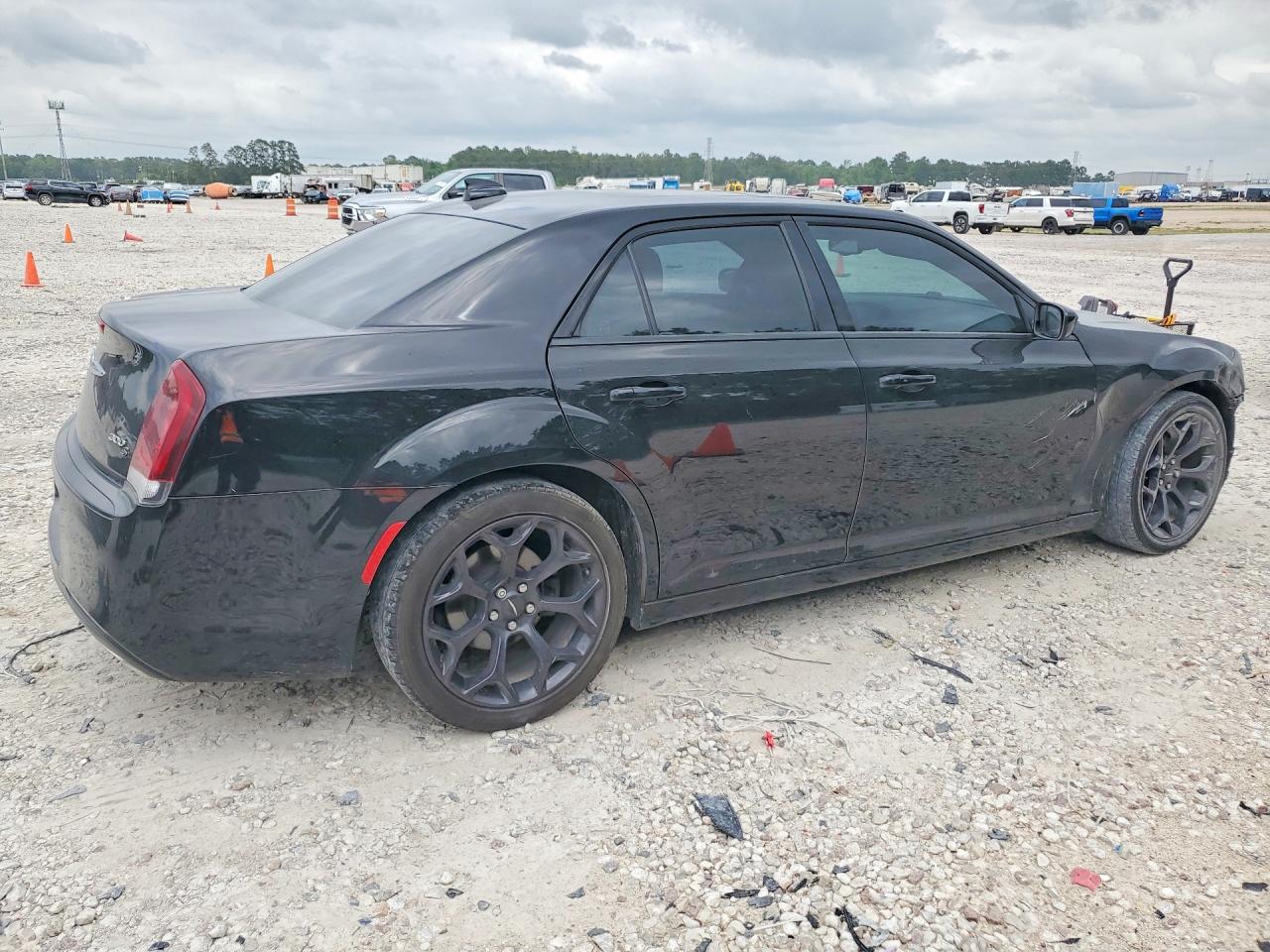 Chrysler 300 S