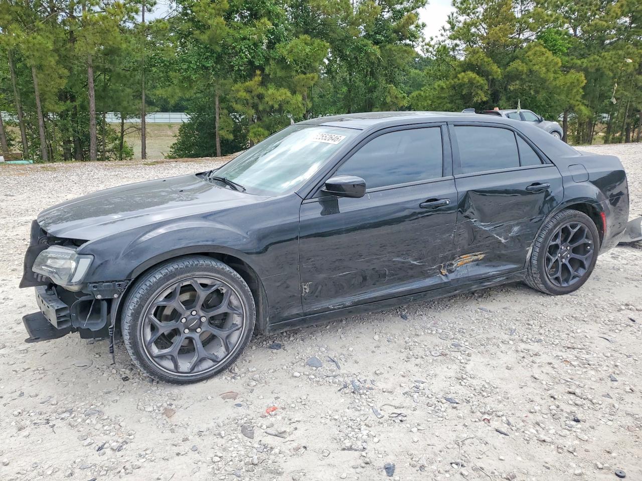 Salvage Chrysler 300 Image