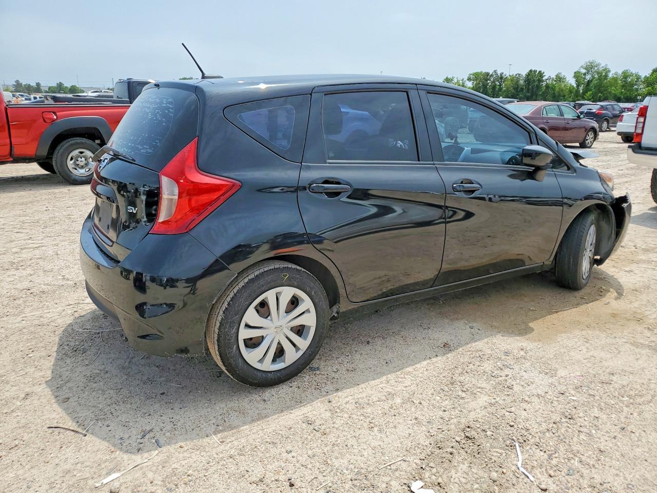 Nissan Versa Sv