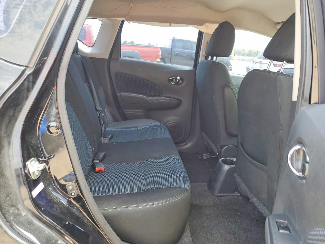 Nissan Versa Sv