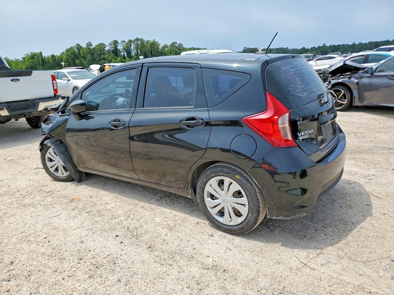 Nissan Versa Sv