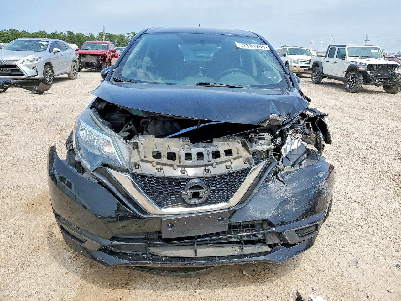 Nissan Versa Sv