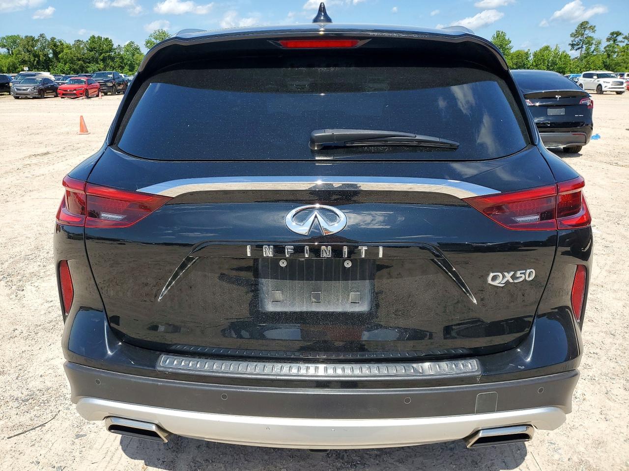 INFINITI Qx Essential