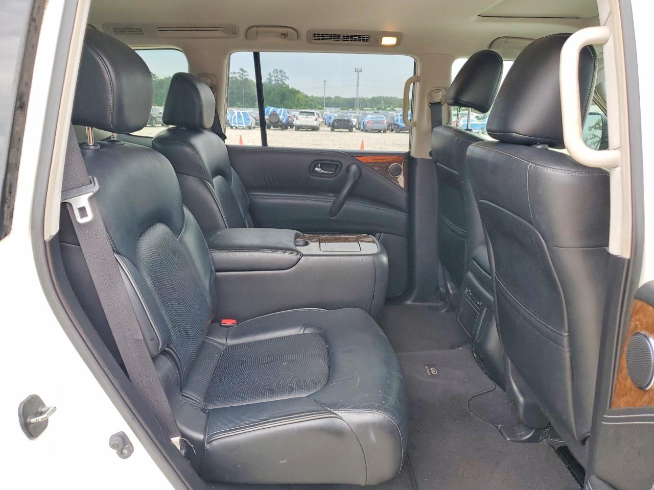 INFINITI Qx Base