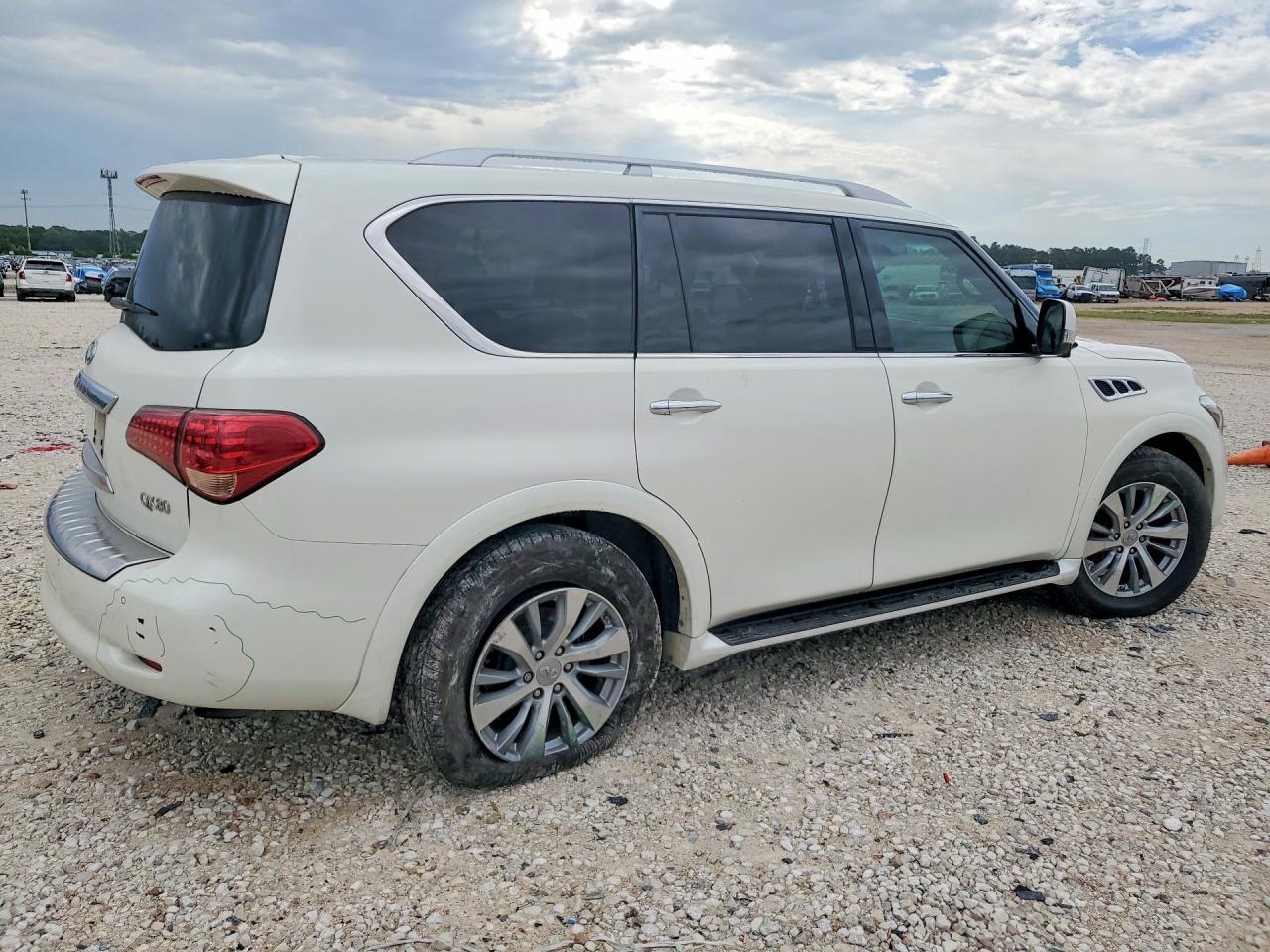 INFINITI Qx Base