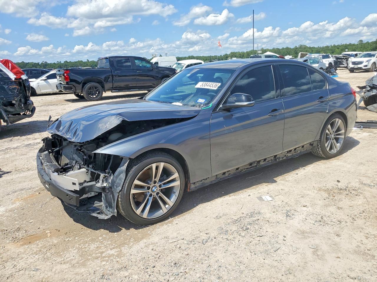 Salvage BMW 3 Series Image
