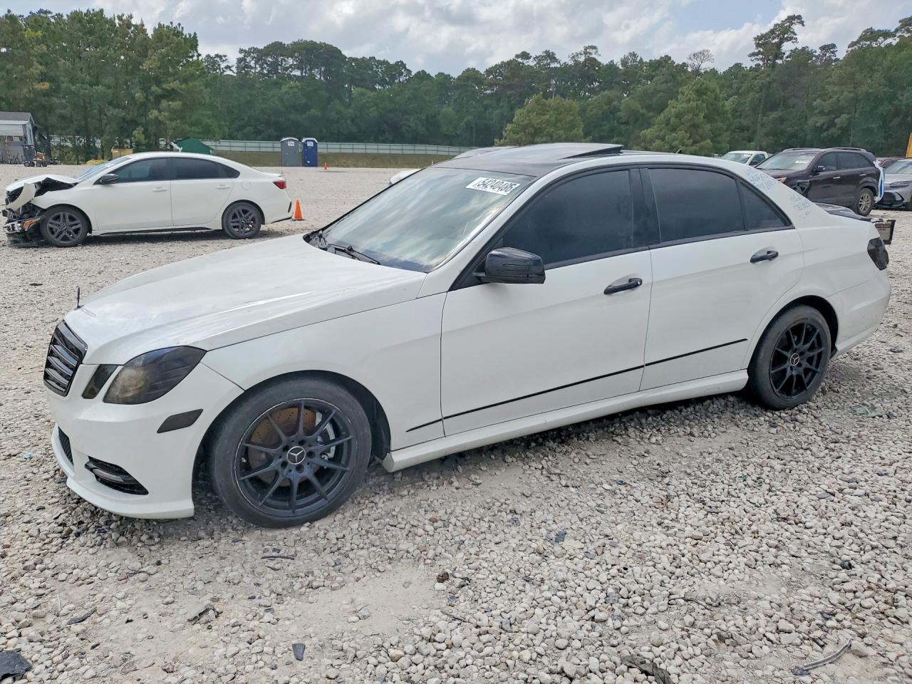 Salvage Mercedes-Benz E-Class Image