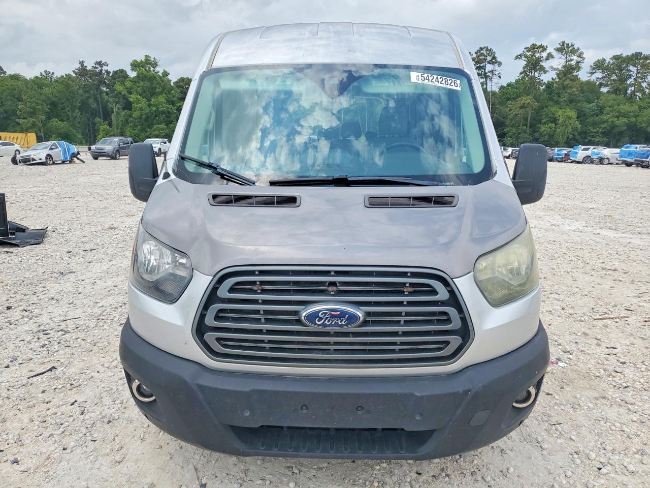 Ford Transit T-350