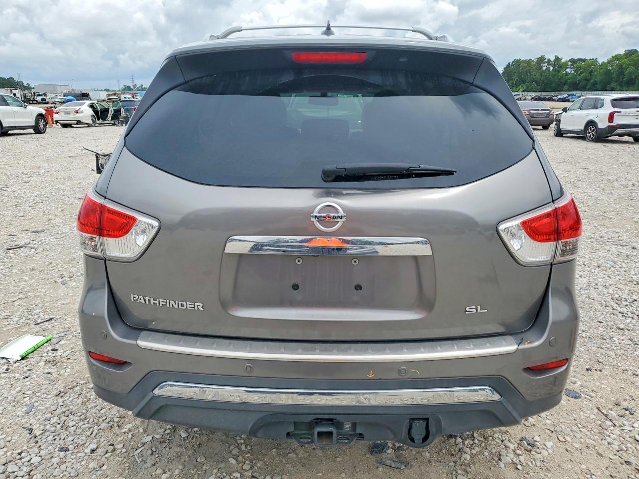 Nissan Pathfinder Sl