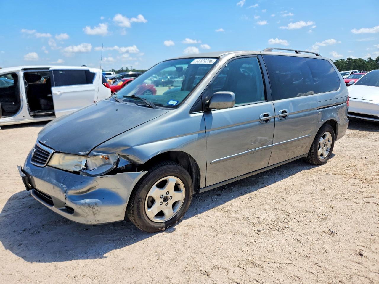 Salvage Honda Odyssey Image