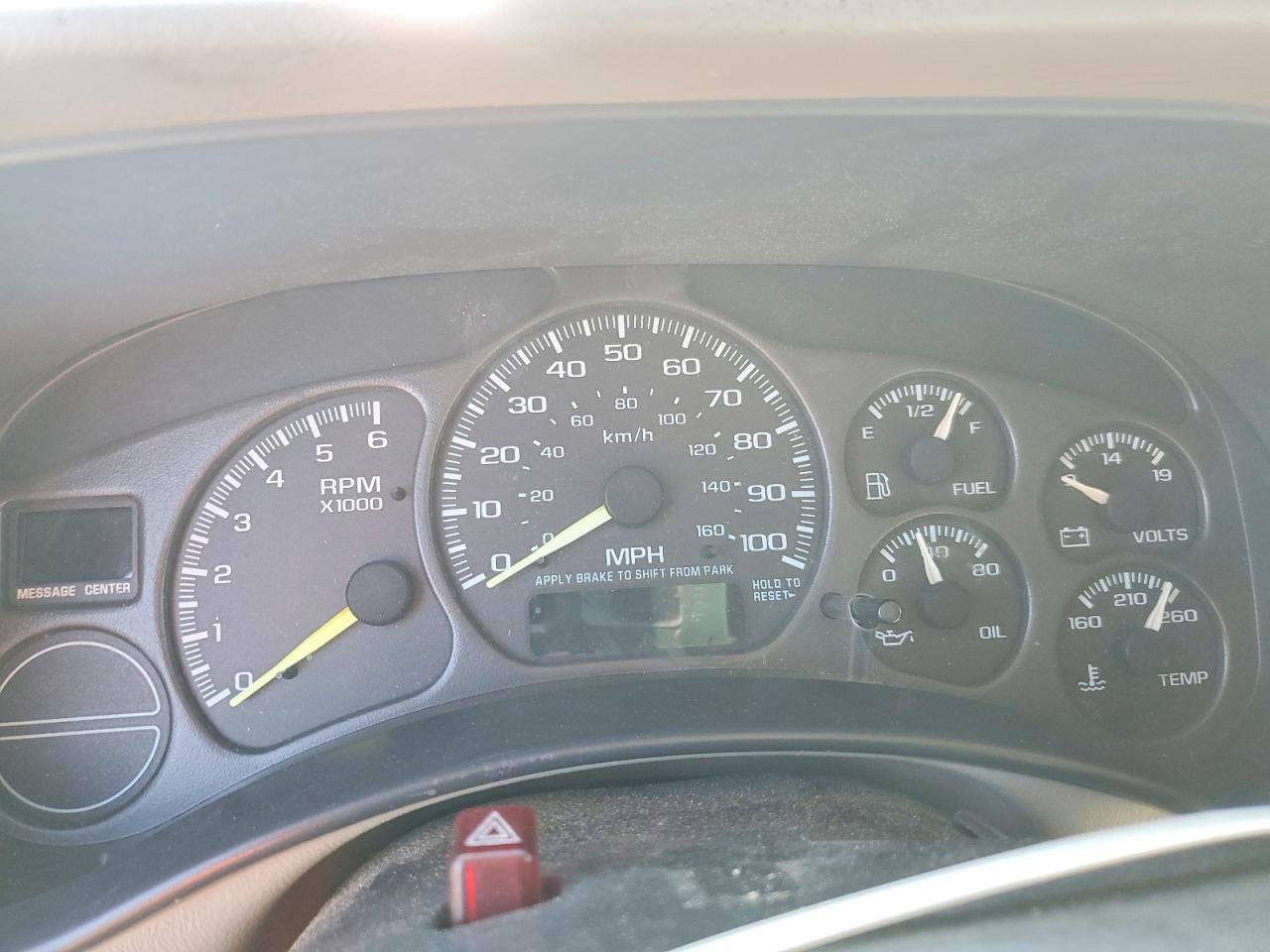 Chevrolet Suburban C1500