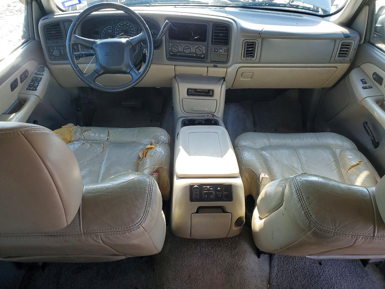 Chevrolet Suburban C1500