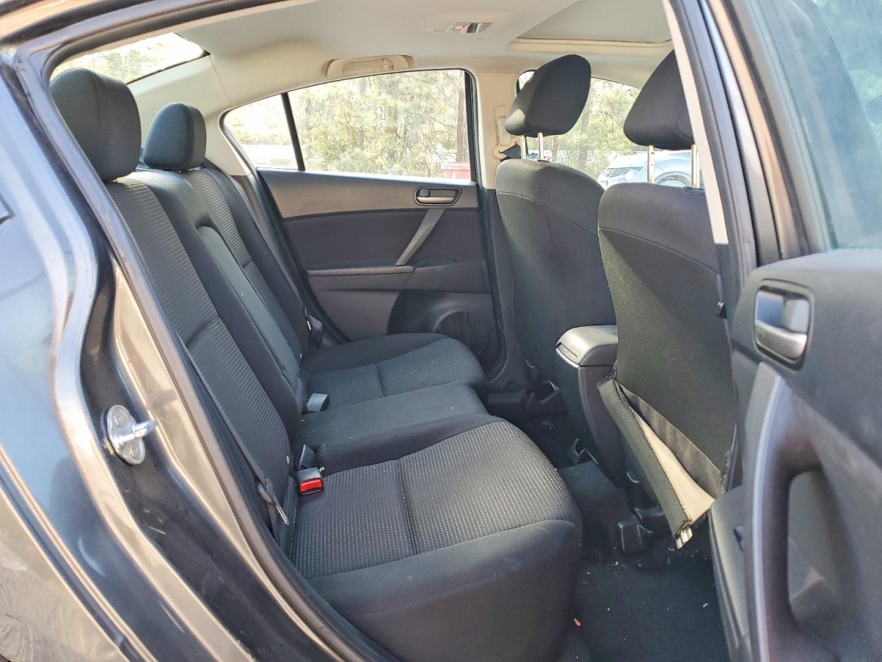 Mazda 3 I
