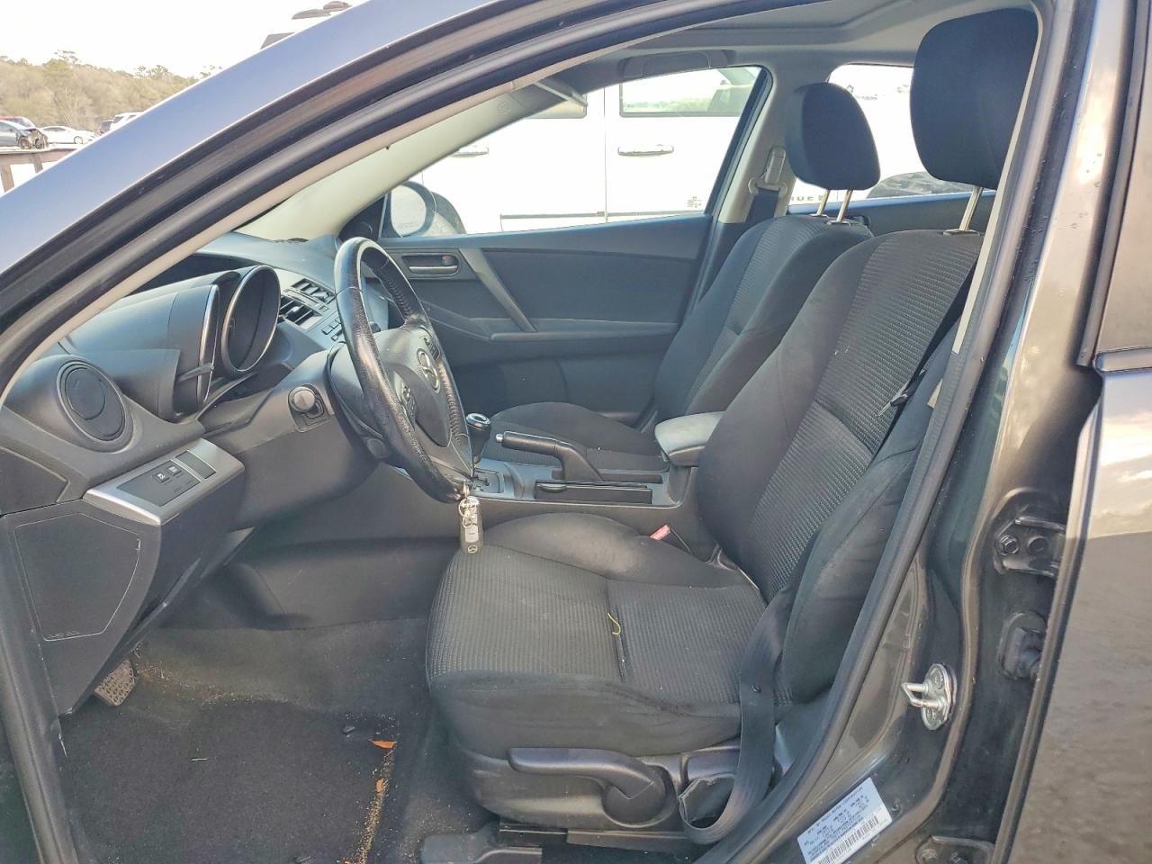 Mazda 3 I