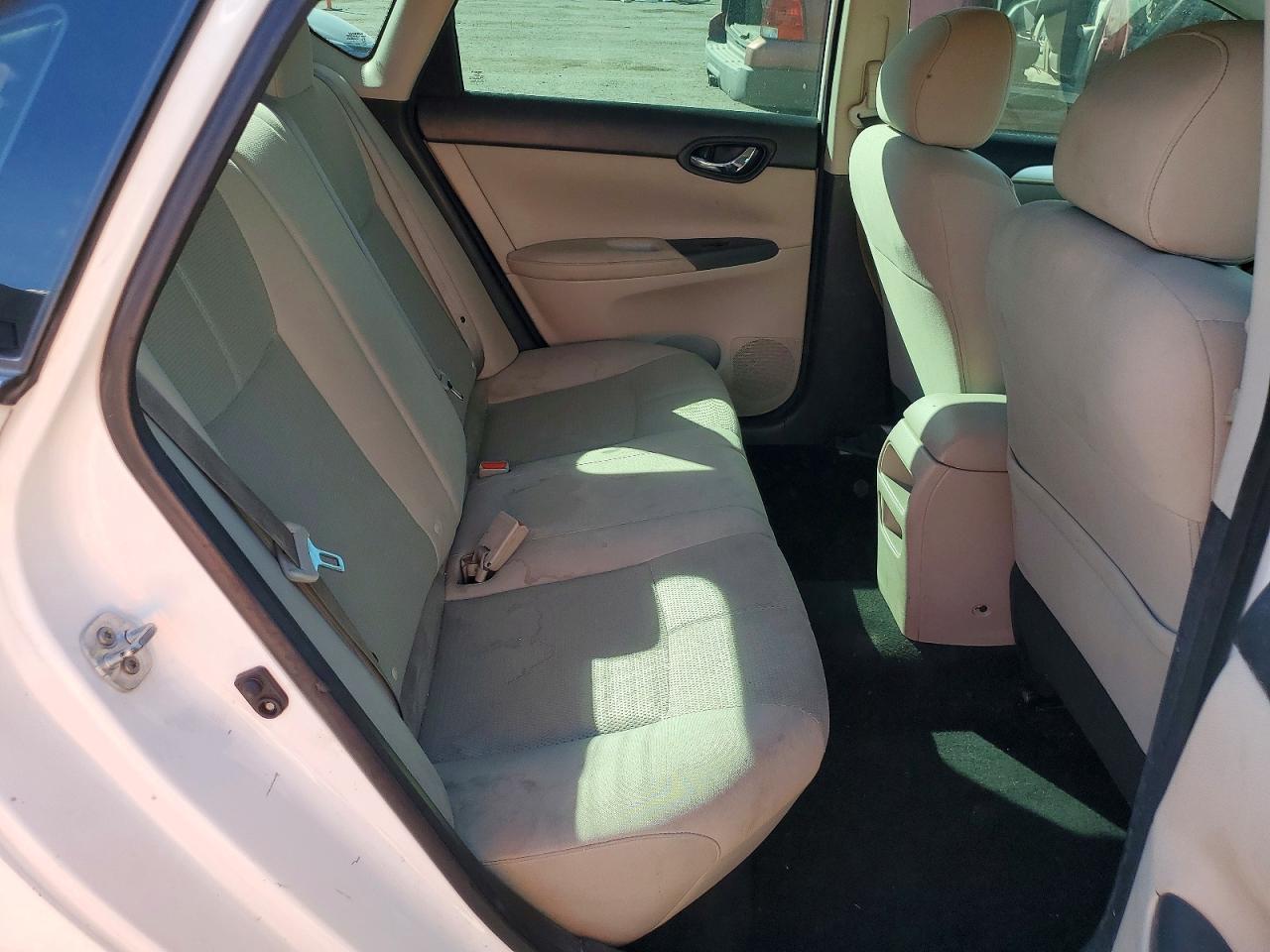 Nissan Sentra S