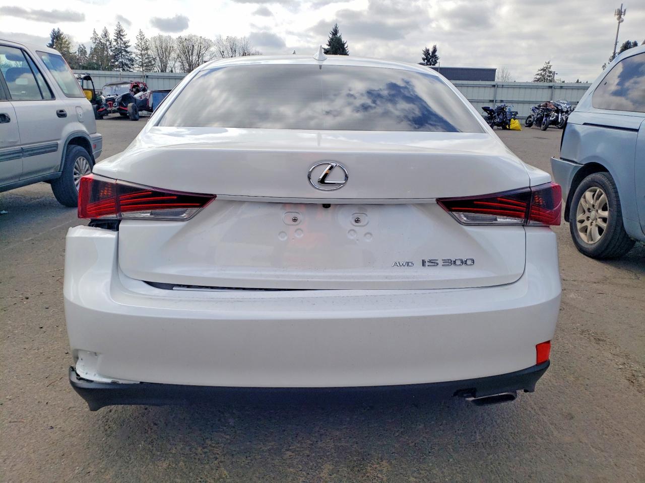 Lexus Is Base