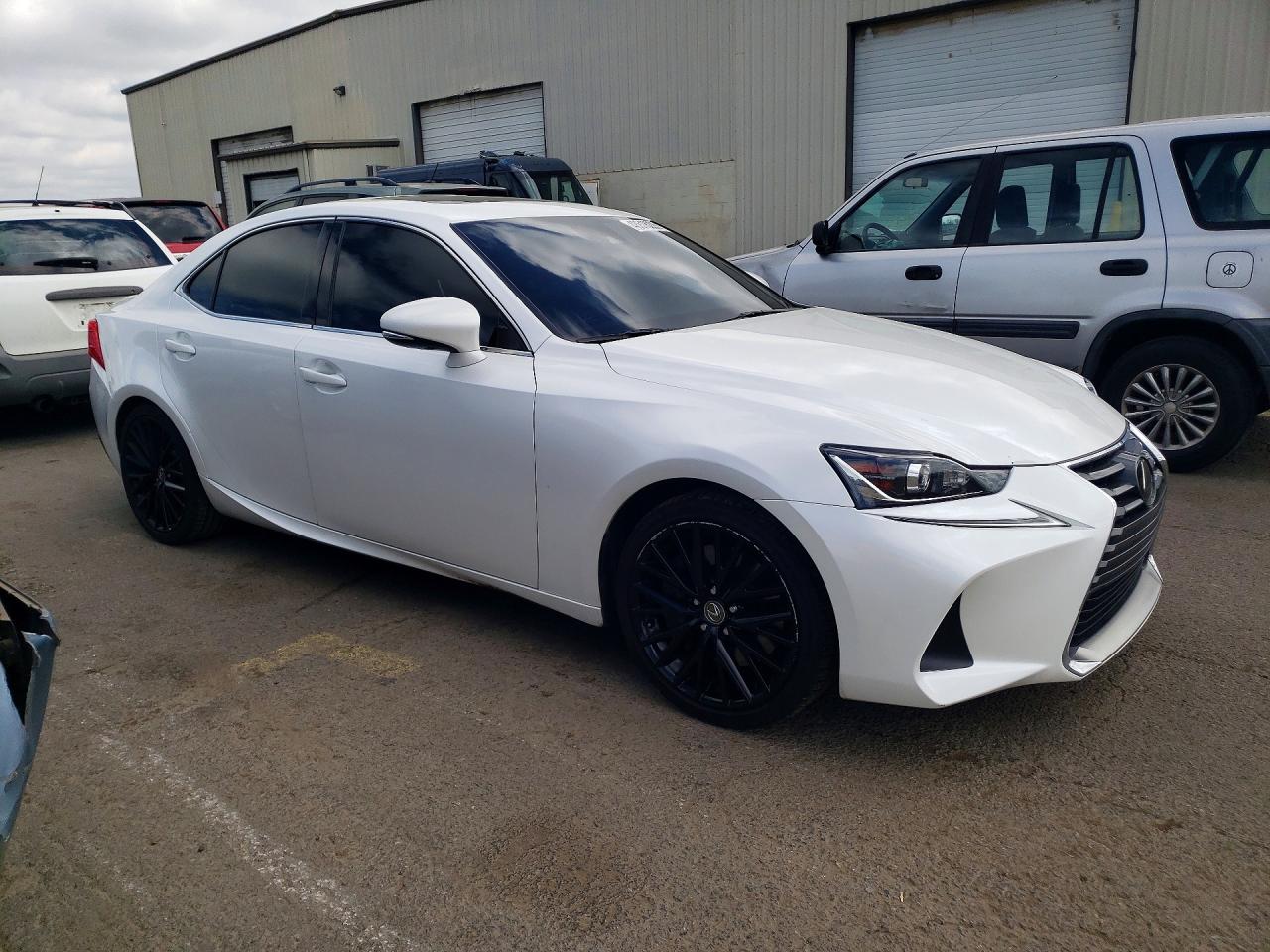 Lexus Is Base