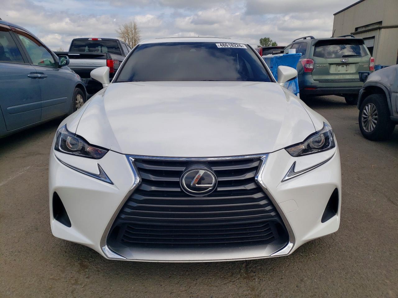 Lexus Is Base