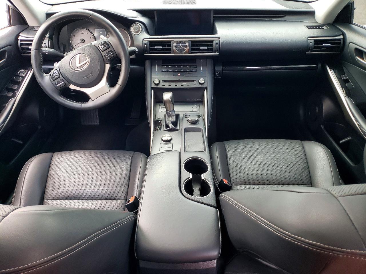 Lexus Is Base
