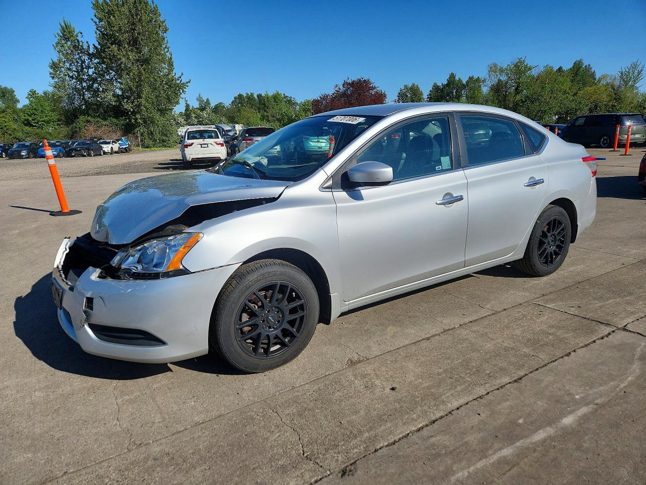 Salvage Nissan Sentra Image