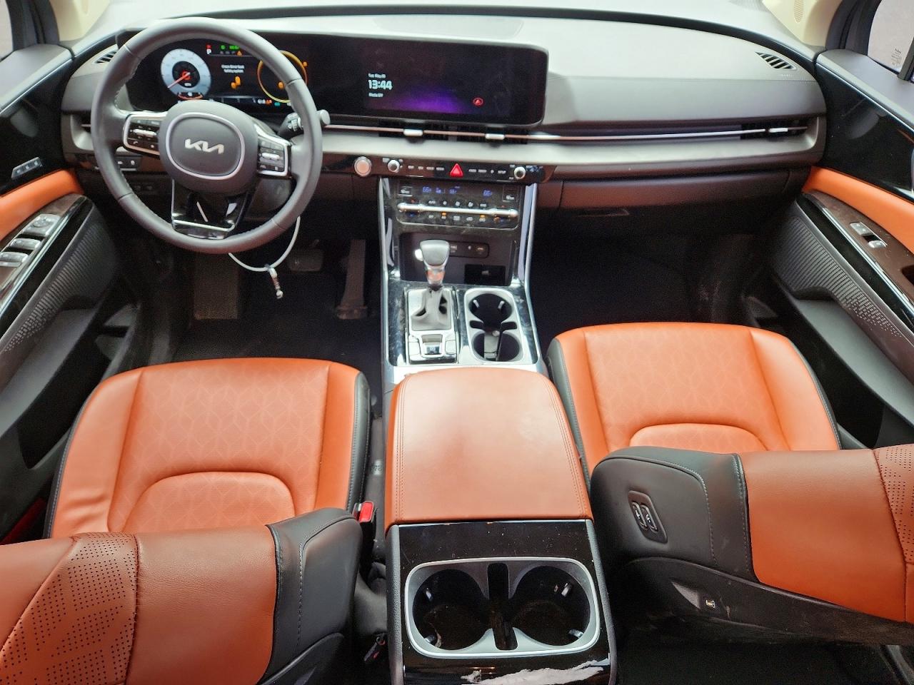 Kia Carnival Sx