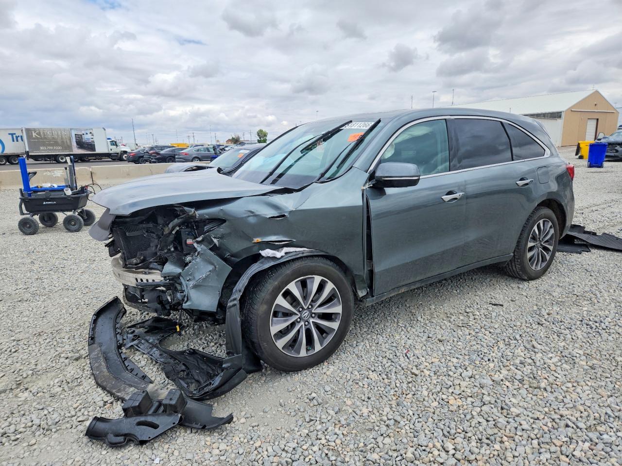 Salvage Acura MDX Image