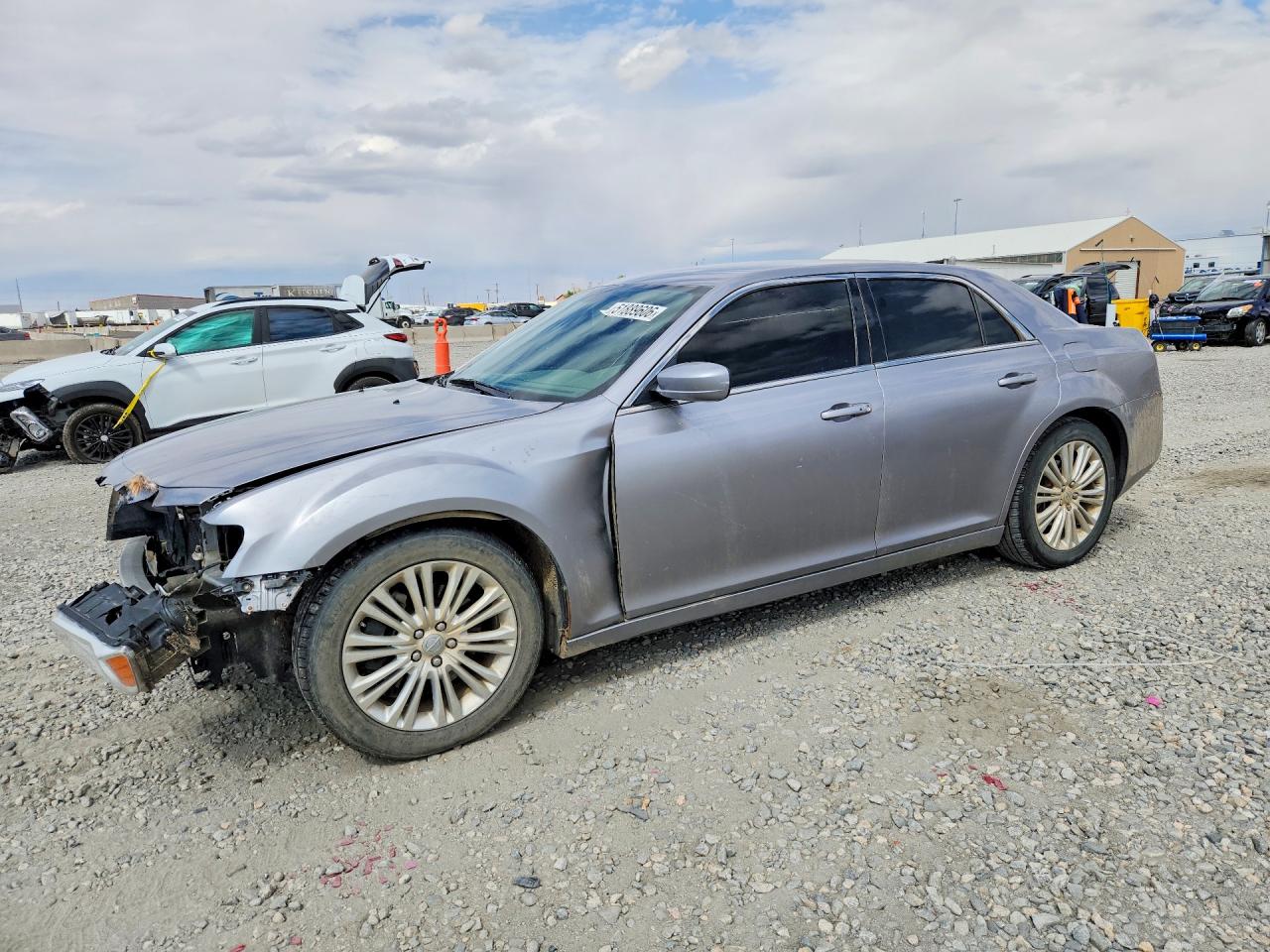 Salvage Chrysler 300 Image